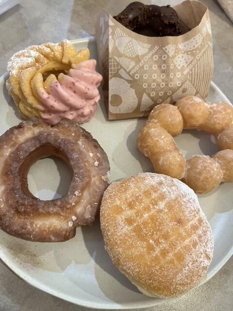 mister Donut Ginza Nine Shop photo 2