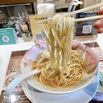 ラーメン大戦争 西新宿店 - 