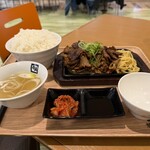 牛角焼肉食堂 昭島モリタウン店 - 