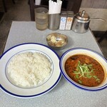 カリーライス専門店エチオピア - チキン豆カリーが供される