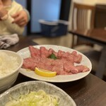 炭火焼肉 大歓 - 