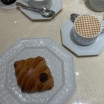 Cafe Dior - 