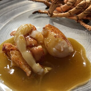 創作性あふれる、当店ならではの料理で新しい食体験を愉しむ