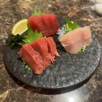 旨いマグロと海鮮居酒屋 漁火 - 