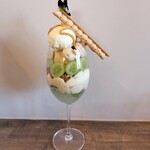 patisserie andbell - 横からの図