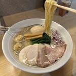 貝出汁 中華そば 竹祥 - 