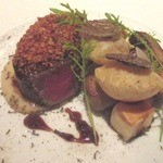 ラ・ベ - 牛フィレ肉エシャロット風味セップ茸と秋トリフ