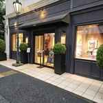 パブロフ - 外観