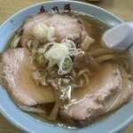 岳乃屋 - チャーシューメン　　　　1200円