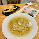 麺と向かって鰹 - 