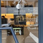 コーヒー＆ワイン スタンダードコーヒーラボ - 入り口