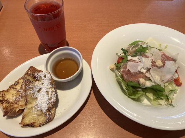 デニーズ猪苗代インター店｜家族で楽しめるファミレスの魅力とメニュー