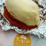 カサマツ洋菓子舗 - アーモンド150円