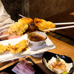 溶岩鶏焼肉 焼け石に肉 - 