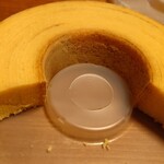 治一郎 - 大平台本店限定 蜂蜜バウムクーヘン（3/8ほど食べてますスミマセン） 2,200円