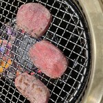 炭火焼肉 新羅 - 