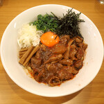 しののめヌードル - ホルモンどてそば