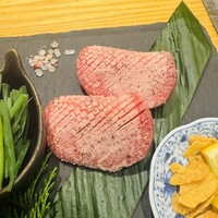 焼肉 高麗ガーデン 南堀江店 - 厚切り塩タン