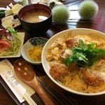 柔らかい豚ヒレ肉を使った「ヒレカツ丼」