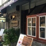 みのい珈琲店 - 外観は、なかなかシックな喫茶店です