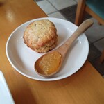 お茶処 吉田 - いちじくスコーン/りんごジャム