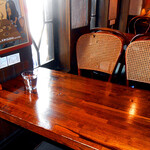 樹の花 - ジョンとヨーコが座った席