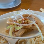喜一 - メンマと白髪ネギに一味唐辛子トッピング