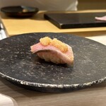 鮨 なんば - ブリのにぎり-大根おろしのせ-