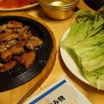 東大門食堂 - これは韓国料理？