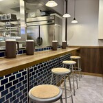 ラーメン家 みつ葉  - 店内