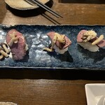 肉と日本酒バル ワラカド - お通しの肉寿司