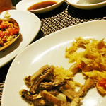 美林華飯店 - 上海蟹の蒸し物・剥いてくれます