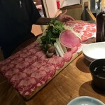 水炊き吟醸もつ鍋 由乃 - 