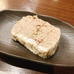 肉山 おおみや - パテ。