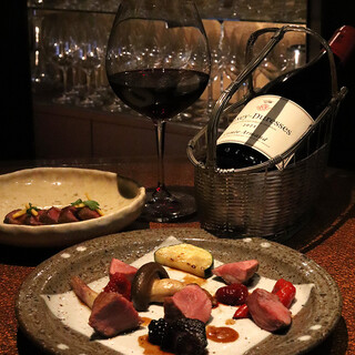 11月◆Wine&Dine（ワインと味わうお料理）