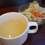 いきなりステーキ - ランチのスープ・サラダ