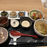 ヒル薬膳粥・ヨル貝料理カイノクチ - 