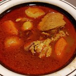 ティン・フック - 