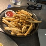 Tommy Bahama Restaurant, Bar & Store - 