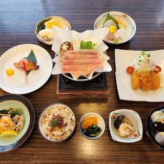 旬の食材を活かした、こだわりの会席コース◆飲み放題付き