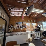 あけみちゃん号 - 店内の様子