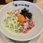 麺とかつおの物語 - 料理写真:ハチワレ(まぜそば)かつお