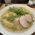 塩らー麺 本丸亭 - 