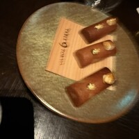 DINING & BAR TABLE 9 TOKYO - 