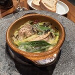 Pub & Grill 7 TAPS TAVERN - 