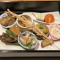 シーズン - あん肝と奈良漬、烏賊のぬた、からすみ大根など