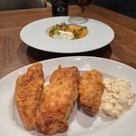 Pub & Grill 7 TAPS TAVERN - 