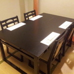 Tsubomi - お座敷のテーブル席、5名様より個室としてお使いになれます。
