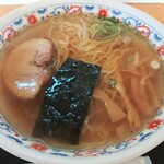 さたけ - 料理写真:中華そば　750円(税込み)