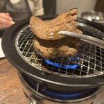 和牛ホルモン一頭買い うしはち - 